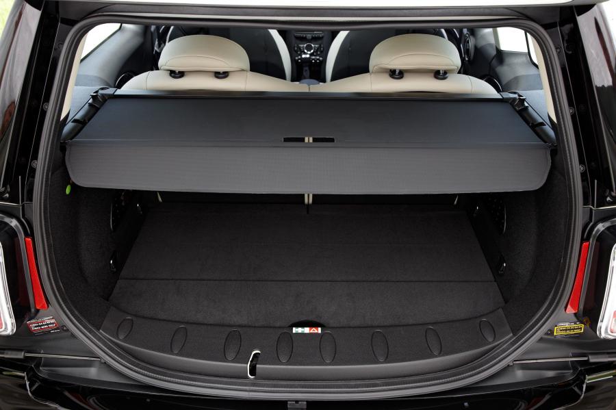  Mini Cooper S Clubman 2011 года  (фото 23 из 26)